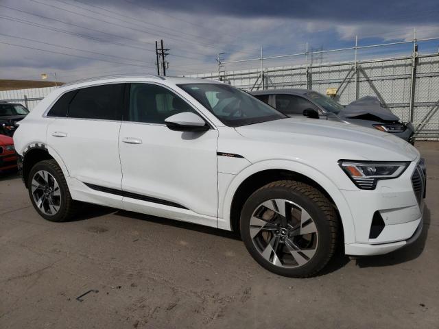 WA1AAAGE8NB014713 - 2022 AUDI E-TRON PREMIUM WHITE photo 4