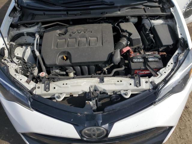 2T1BURHE3JC005282 - 2018 TOYOTA COROLLA L WHITE photo 11