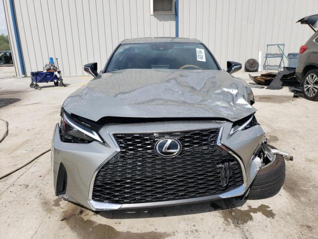 JTHDA1D26N5119485 - 2022 LEXUS IS 300 SILVER photo 5