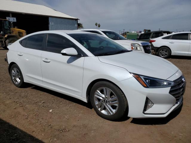 5NPD84LF7LH579111 - 2020 HYUNDAI ELANTRA SEL WHITE photo 4