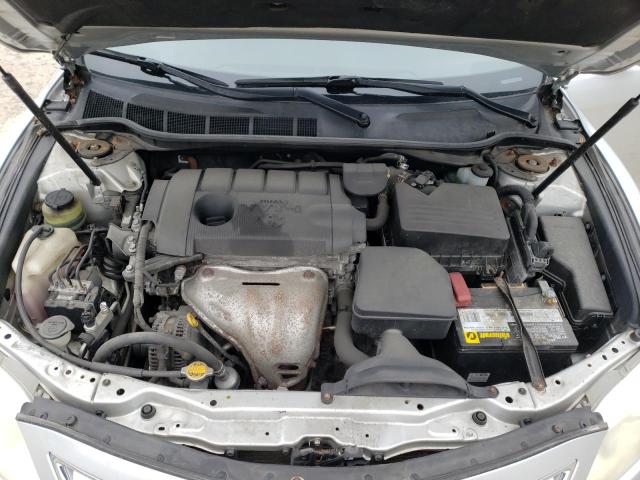4T1BF3EKXBU708797 - 2011 TOYOTA CAMRY BASE SILVER photo 11