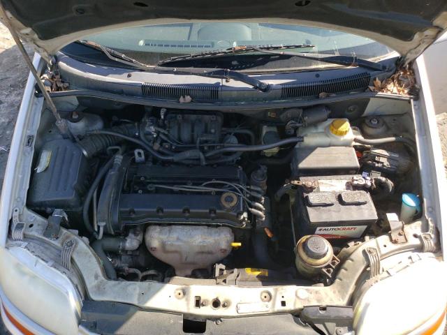 KL1TD66607B713440 - 2007 CHEVROLET AVEO BASE SILVER photo 11