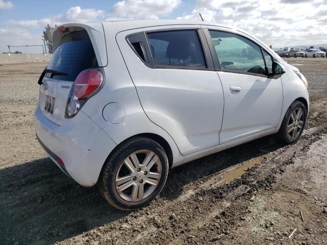 KL8CD6S95FC803564 - 2015 CHEVROLET SPARK 1LT WHITE photo 3