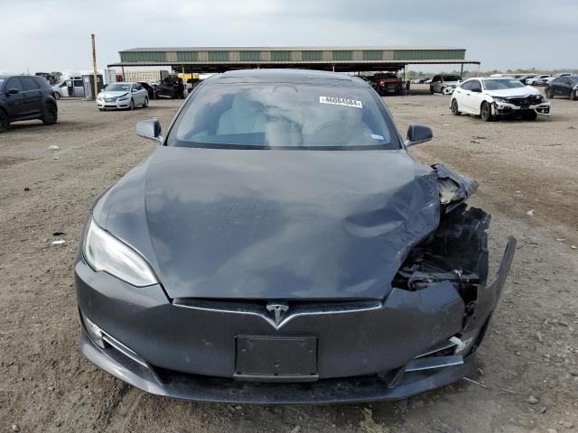 5YJSA1E26JF285490 - 2018 TESLA MODEL S ნაცრისფერი ფოტო 5