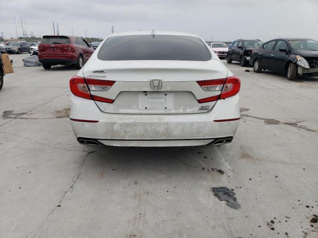 1HGCV2F97JA030478 - 2018 HONDA ACCORD TOURING WHITE photo 6