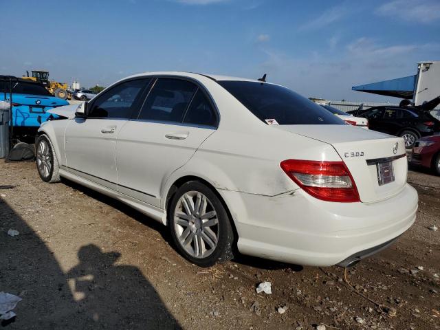 WDDGF54XX9F225737 - 2009 MERCEDES-BENZ C 300 WHITE photo 2