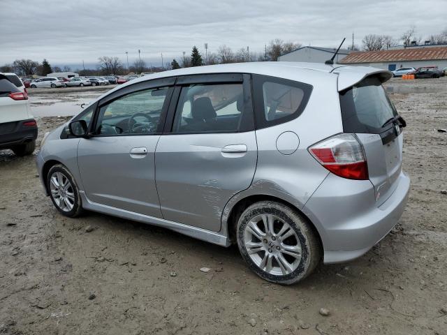 JHMGE8H5XBC027656 - 2011 HONDA FIT SPORT SILVER photo 2