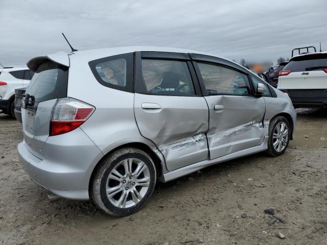 JHMGE8H5XBC027656 - 2011 HONDA FIT SPORT SILVER photo 3