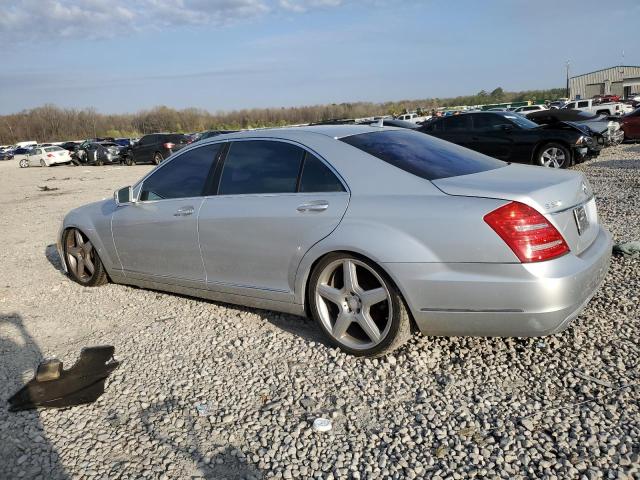 WDDNG7BB8AA333346 - 2010 MERCEDES-BENZ S 550 SILVER photo 2