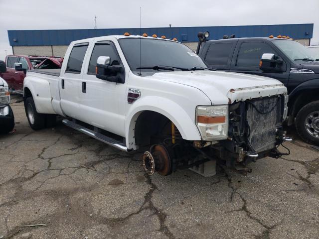 1FTXW43R58ED29323 - 2008 FORD F450 SUPER DUTY WHITE photo 4