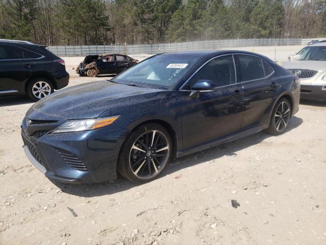 4T1B61HK5JU596442 - 2018 TOYOTA CAMRY XSE BLUE photo 1