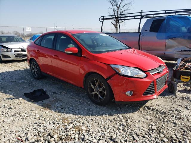 1FADP3F27DL209012 - 2013 FORD FOCUS SE RED photo 4