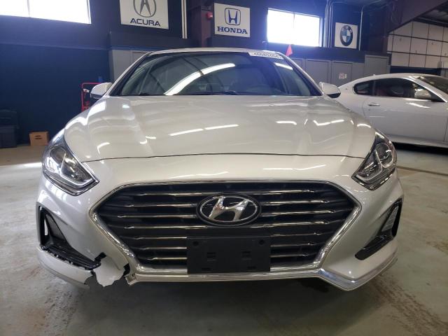 5NPE24AAXJH717055 - 2018 HYUNDAI SONATA ECO SILVER photo 5