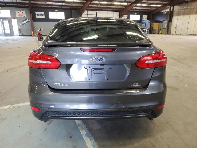 1FADP3F2XFL357075 - 2015 FORD FOCUS SE GRAY photo 6