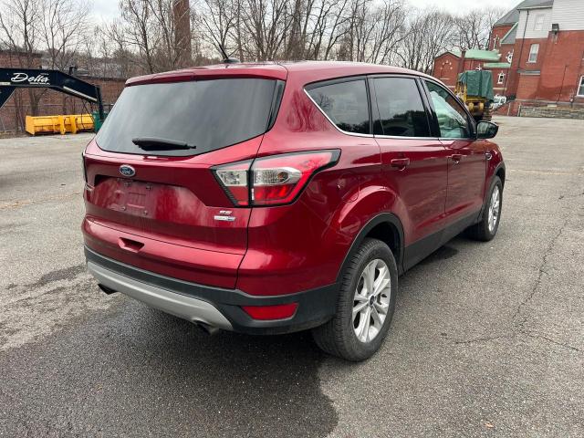 1FMCU9GDXHUF00701 - 2017 FORD ESCAPE SE BURGUNDY photo 4