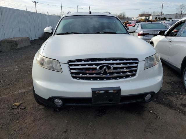 JNRAS08W65X210687 - 2005 INFINITI FX35 WHITE photo 5