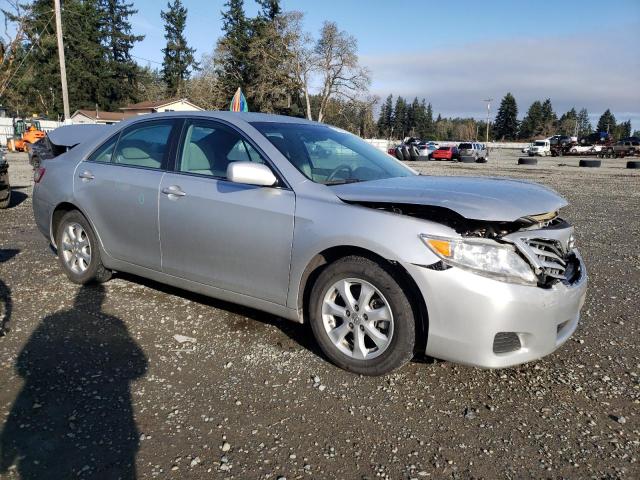 4T4BF3EKXBR170818 - 2011 TOYOTA CAMRY BASE SILVER photo 4