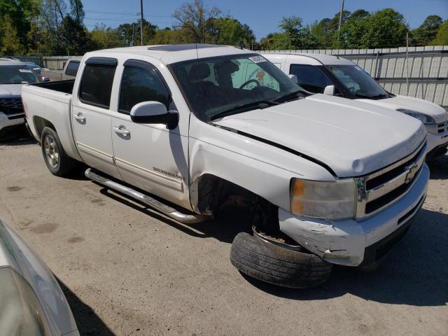 3GCEC33009G186027 - 2009 CHEVROLET SILVERADO C1500 LTZ WHITE photo 4