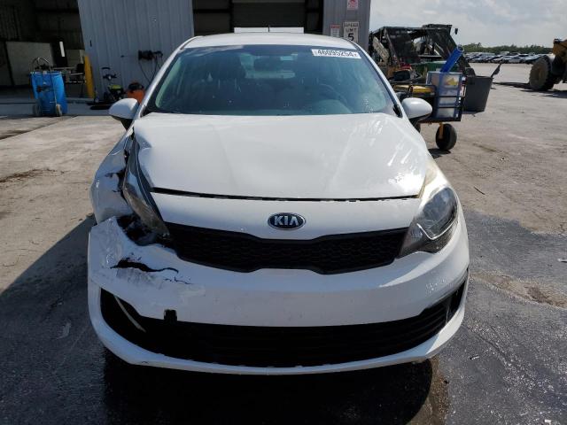 KNADM4A33H6072645 - 2017 KIA RIO LX WHITE photo 5