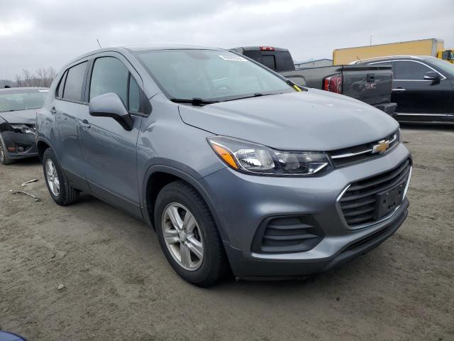 3GNCJKSB2LL177927 - 2020 CHEVROLET TRAX LS GRAY photo 4