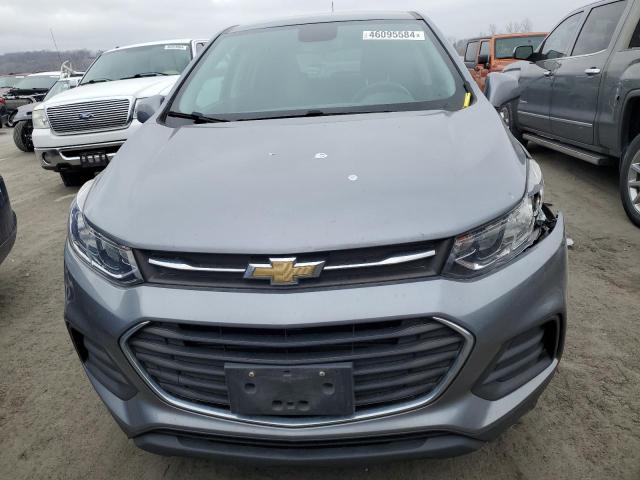 3GNCJKSB2LL177927 - 2020 CHEVROLET TRAX LS GRAY photo 5