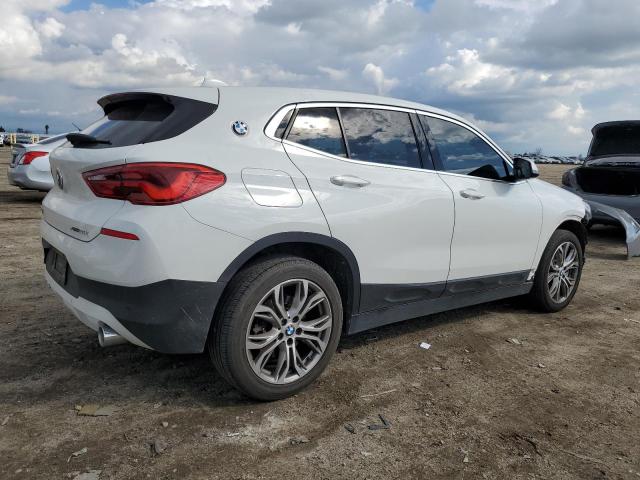 WBXYJ1C08L5P83113 - 2020 BMW X2 XDRIVE28I WHITE photo 3