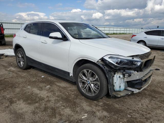 WBXYJ1C08L5P83113 - 2020 BMW X2 XDRIVE28I WHITE photo 4