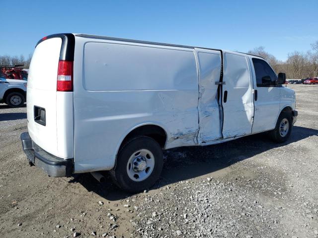 1GCZGHFG3K1368045 - 2019 CHEVROLET EXPRESS G3 WHITE photo 3