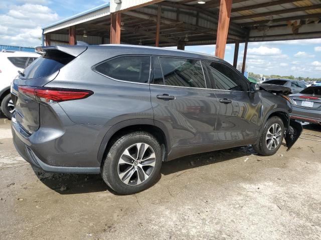5TDGZRAH1LS006002 - 2020 TOYOTA HIGHLANDER XLE GRAY photo 3