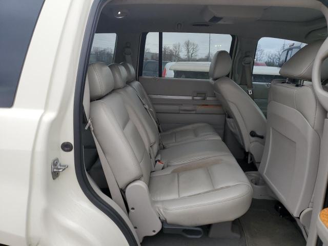 1A8HW58TX9F708417 - 2009 CHRYSLER ASPEN LIMITED CREAM photo 11