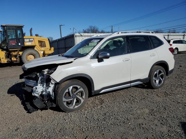 2022 SUBARU FORESTER TOURING, 