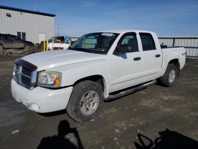 1D7HW48N45S102394 - 2005 DODGE DAKOTA QUAD SLT WHITE photo 1