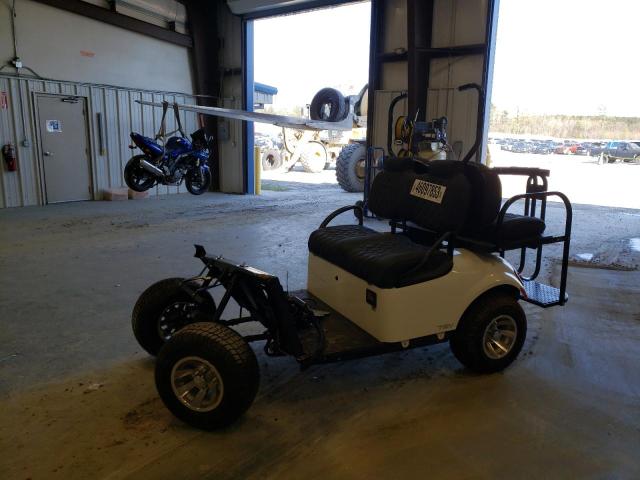 00000000003510084 - 2021 EZGO GOLF CART WHITE photo 1