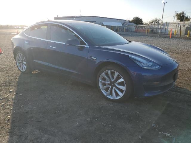 5YJ3E1EA1JF164379 - 2018 TESLA MODEL 3 BLUE photo 4