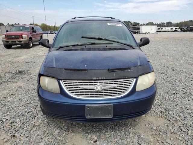 2C8GP74LX2R504361 - 2002 CHRYSLER TOWN & COU EX BLUE photo 5