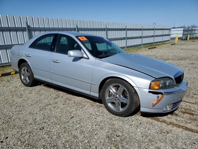 1LNHM86S42Y640209 - 2002 LINCOLN LS 银色 照片 4