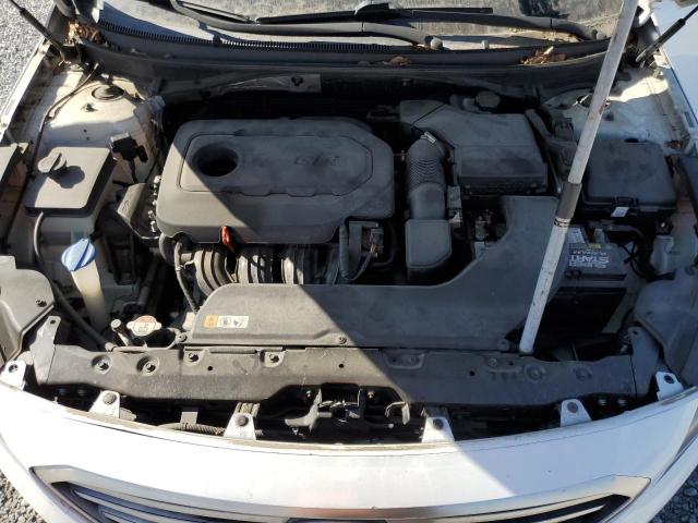 5NPE24AF7GH314719 - 2016 HYUNDAI SONATA SE WHITE photo 11