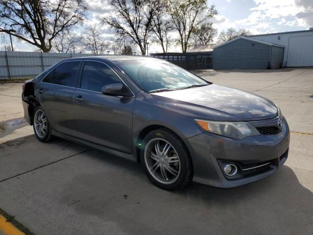 4T1BF1FKXDU224893 - 2013 TOYOTA CAMRY L GRAY photo 4