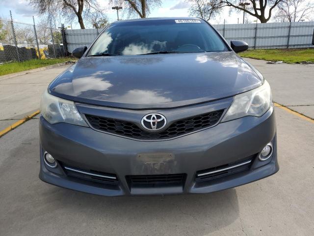 4T1BF1FKXDU224893 - 2013 TOYOTA CAMRY L GRAY photo 5