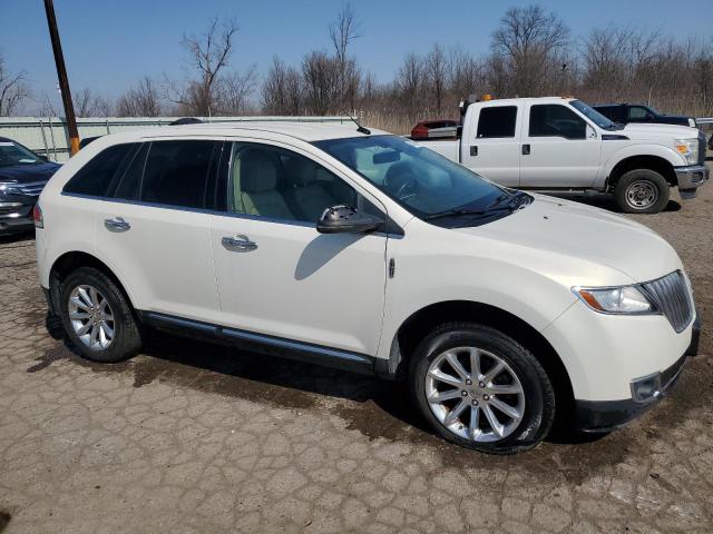 2LMDJ6JK5DBL60581 - 2013 LINCOLN MKX WHITE photo 4