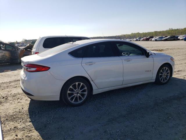 3FA6P0LU7HR314766 - 2017 FORD FUSION SE HYBRID WHITE photo 3