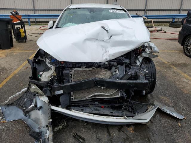 5NPD84LF5KH465140 - 2019 HYUNDAI ELANTRA SEL WHITE photo 5