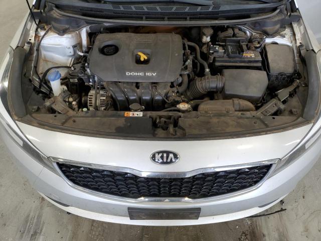 3KPFK4A79HE114458 - 2017 KIA FORTE LX SILVER photo 11