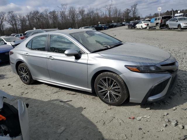 4T1T11AK5PU170644 - 2023 TOYOTA CAMRY SE NIGHT SHADE SILVER photo 4