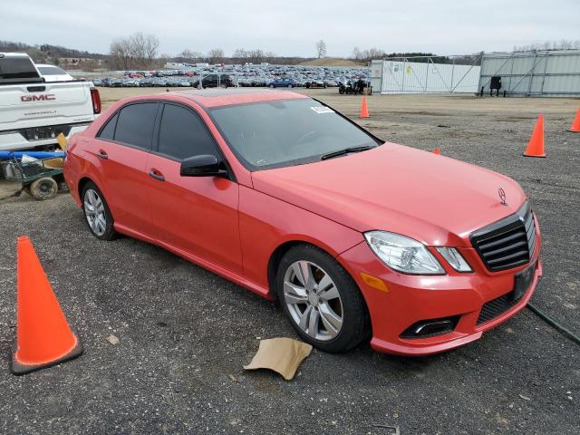 WDDHF2EB1BA509556 - 2011 MERCEDES-BENZ E 350 BLUETEC RED photo 4