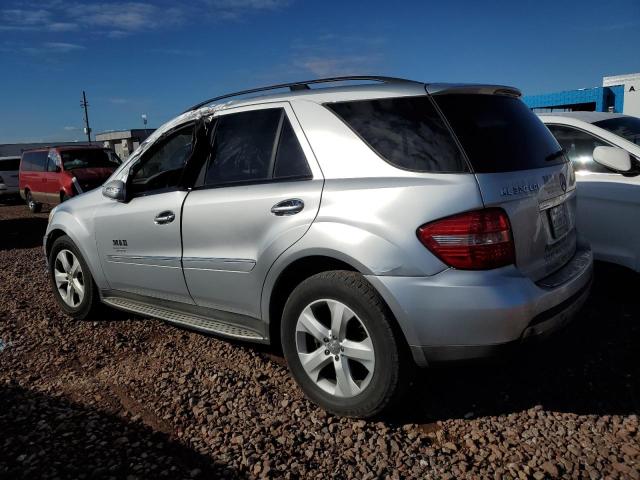 4JGBB22E88A324077 - 2008 MERCEDES-BENZ ML 320 CDI GRAY photo 2