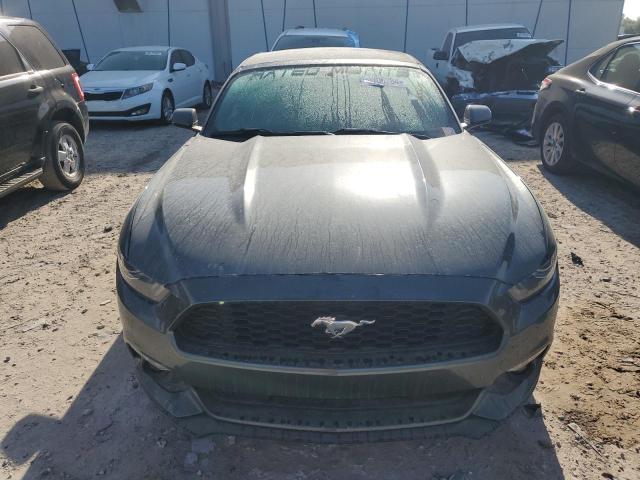 1FATP8EM6F5423766 - 2015 FORD MUSTANG GRAY photo 5