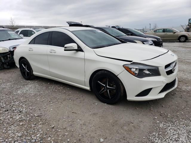 WDDSJ4GB3GN332876 - 2016 MERCEDES-BENZ CLA 250 4MATIC WHITE photo 4