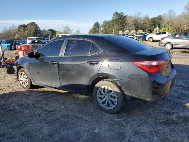 5YFBURHE6JP814923 - 2018 TOYOTA COROLLA L BLACK photo 2