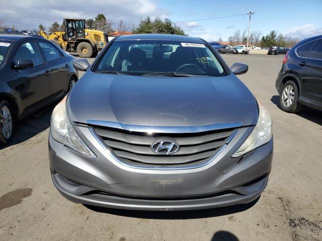 5NPEB4AC9CH450088 - 2012 HYUNDAI SONATA GLS GRAY photo 5